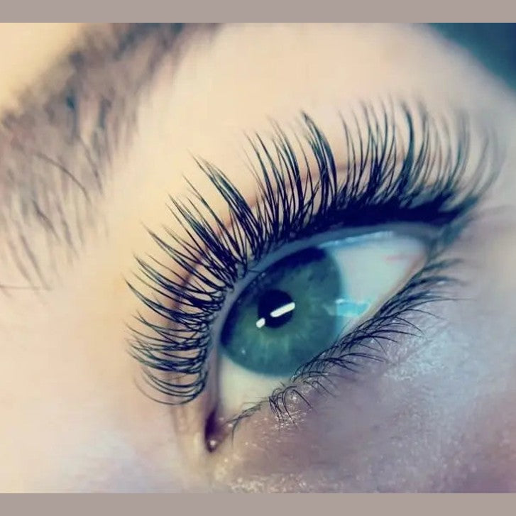 Extensions Cils classique - Innovation Esthétique 